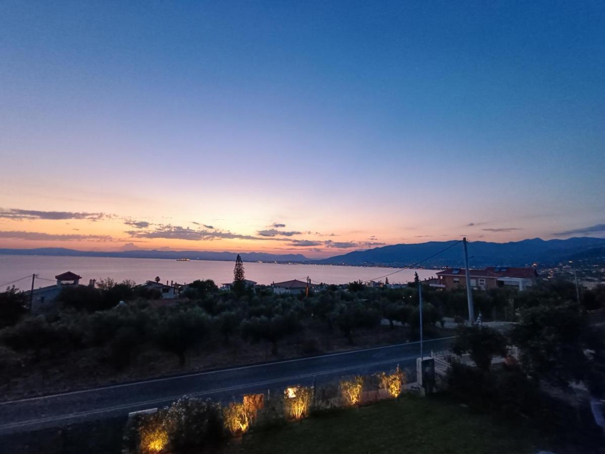 Evilenia Luxury Apartments Kalamata Exterior foto