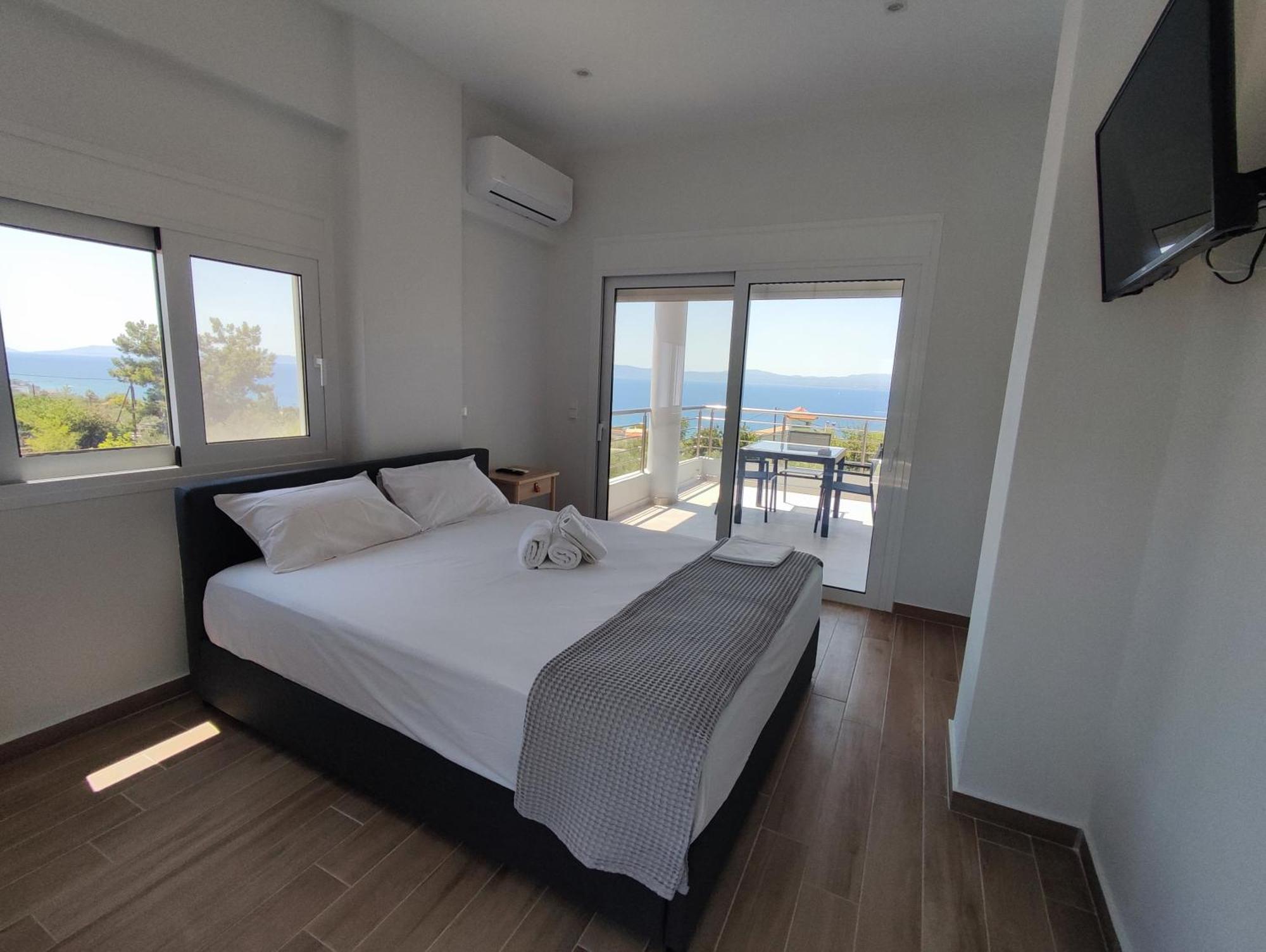 Evilenia Luxury Apartments Kalamata Zimmer foto